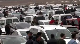 İkinci el açık oto pazarı en yoğun günlerini yaşıyor