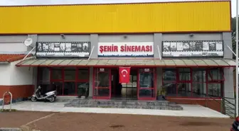 Tire'deki sinemalara koronavirüsü arası