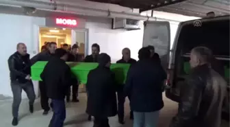 Trafik kazasında ölen 3'ü kardeş 4 çocuk toprağa verildi