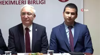 Uzmanından 'Korona Virüsü hayvanlardan geçiyor mu?' sorusuna yanıt