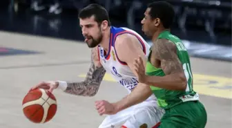 Anadolu Efes rahat kazandı