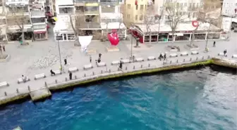 Boş kalan Ortaköy Meydanı havadan görüntülendi