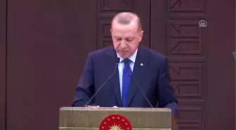 Cumhurbaşkanı Erdoğan: 'Tedbirlere hep birlikte riayet edersek evde kalma süresini 3 haftayla...