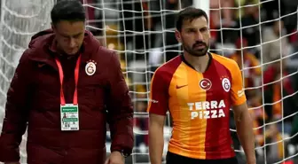 Galatasaray, Şener Özbayraklı ile sezon sonunda yollarını ayıracak