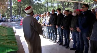 ANTALYA Cenaze namazında saflar seyrekleşti