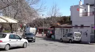 Bozcaadalı konaklama işletmecilerinden turistlere 'Evde kal' çağrısı