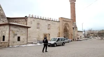 Beyşehir'de camiler cemaatsiz kaldı