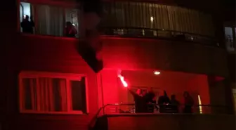 Muş'ta sağlık çalışanlarına balkonlardan moral alkışı