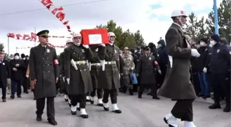 Şehit Uzman Onbaşı Ramazan Nayir, son yolculuğuna uğurlandı