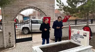 Şehit mezarının çevre düzenlemesi tamamlandı