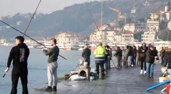 İstanbul'da sahillere akın bugün de sürüyor