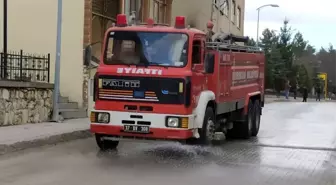 Devrekani Belediyesi, tüm cadde ve sokakları yıkadı