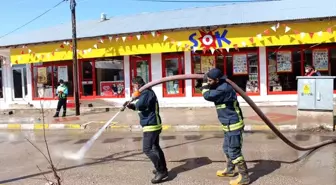 Saray'da cadde ve sokaklar yıkandı