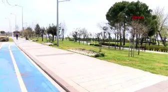 Antalya'da sokaklar boş kaldı