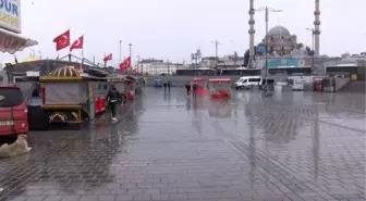 Eminönü sessizliğe büründü