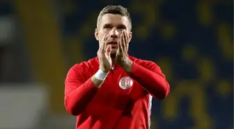 Lukas Podolski'den corona virüsü kararı! 'Maaşımda fedakarlık...'