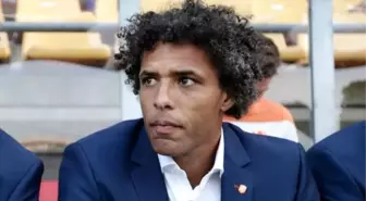 Van Hooijdonk'tan Türkçe 'evde kal' mesajı