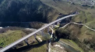 Asrın projesi Karadeniz-Akdeniz otoyolunun yıl sonunda tamamlanması hedefleniyor