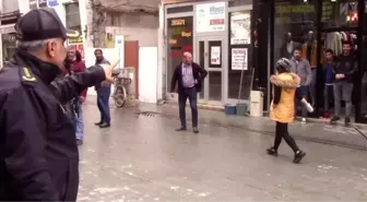Emniyet müdürü sokak sokak gezip, halkı uyardı