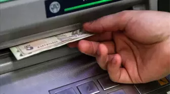 Bilim Kurulu Üyesi Uyardı: ATM'lere Dikkat Edin!