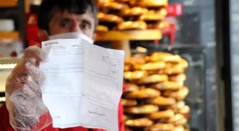 Simit satarak kazandığı 35 lirayı kampanyaya bağışladı