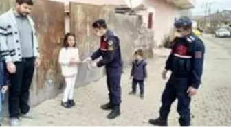 Bisiklet almak için biriktirdiği parayı 'milli dayanışma' kampanyasına bağışladı