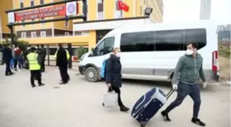 Kocaeli'de karantina süreleri dolanlar yurtlardan ayrılıyor