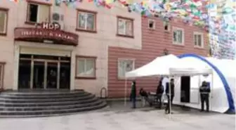 HDP önündeki ailelerin evlat nöbeti 213'üncü gününde