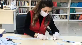Gençlik Merkezinden sağlık çalışanları için siperli maske