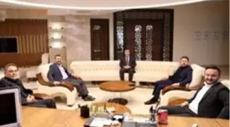 AK Parti heyeti, NEVÜ Rektörü Aktekin'e ziyaret