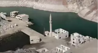 Baraj suları çekilince tarihi köy yeniden ortaya çıktı