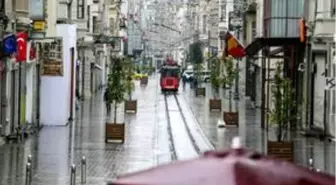 İstanbul'da sokağa çıkma oranı yüzde 75'ten yüzde 16'ya düştü