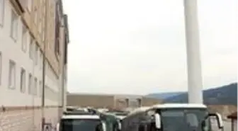Karabük'te yurtlara yerleştirilen yabancılar ülkelerine gönderilmek üzere yola çıktı