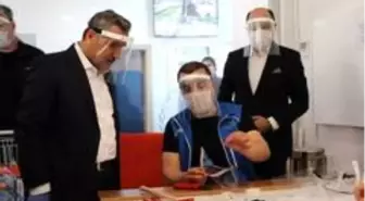 Vali Kaymak: 'İlimizde yoğun bir şekilde maske üretilmesi lazım'