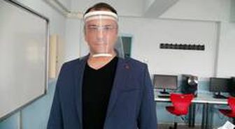Milas BİLSEM'de maske ve siperlik üretiliyor