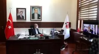 Eskişehir Valisi Özdemir Çakacak sağlık yöneticileriyle video konferans yaptı