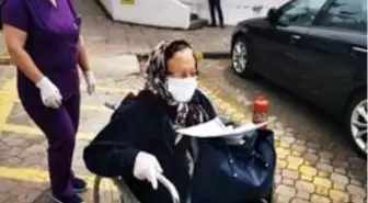 76 yaşındaki hipertansiyon hastası kadın koronayı yendi