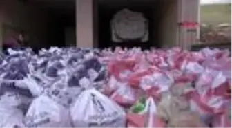 HAKKARİ-Esendere Belediyesi'nden 500 aileye gıda yardımı