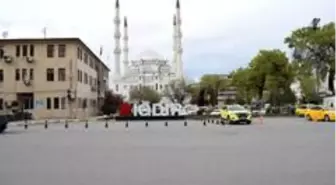 Iğdır Vali Yolu Caddesi boş kaldı