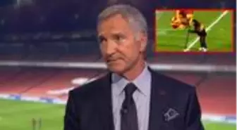 Galatasaray'ın eski hocası Souness, Şükrü Saraçoğlu Stadı'na bayrak diktiği anları anlattı