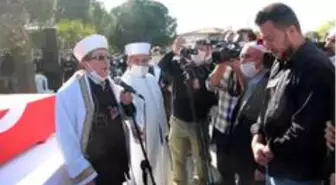 Şehit Fatih Durhan'ın cenaze namazını kıldıran imam babadan ders gibi sözler