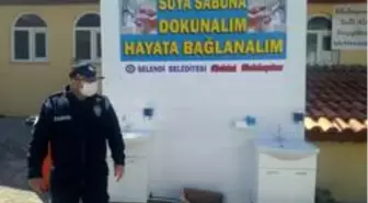 Selendi'de pazar yeri girişine hijyen istasyonu