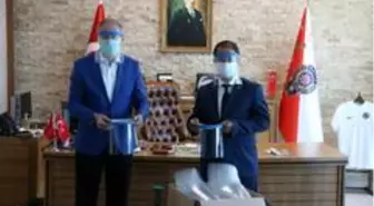 Manisa BİLSEM'den emniyet mensuplarına siperlik maske