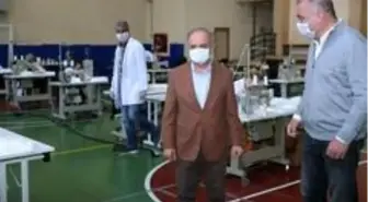 Vali Çakacak maske üretimi hakkında bilgi aldı