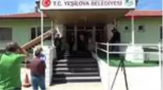 BURDUR Yeşilova Belediye Başkanı ve eşi, evlerinde silahlı saldırıda yaralandı