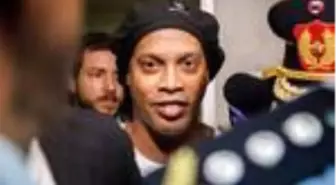 Ev hapsindeki Ronaldinho'dan özel istek