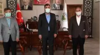 Muş Belediyesi personellerinden 'Biz Bize Yeteriz Türkiyem' kampanyasına destek