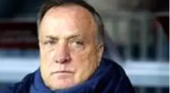 Feyenoord, Dick Advocaat'la 1 yıl daha imzaladı