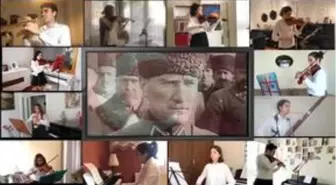 Narlıdereli çocuklar, İstiklal Marşı'nı evlerinde enstrümanlarıyla seslendirdi