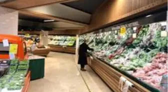 Vatandaşların sokağa çıkma kısıtlamasında marketlere talebi düştü